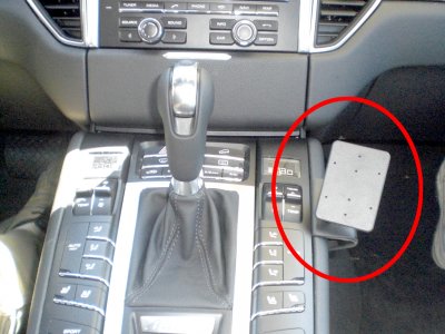 Mobile phone holder Porsche Macan from year 2014- and onwards