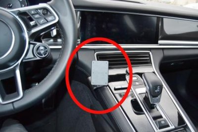 Mobile phone holder Porsche Panamera from 2017-