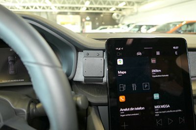 Mobile phone holder Polestar 2 from 2021-