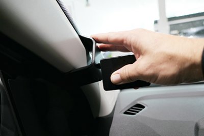 Mobile phone holder for Renault Express 2021-