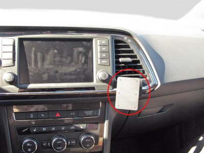 Mobile phone holder Seat Ateca 2016-