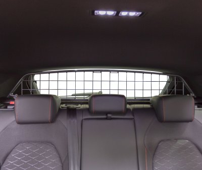 Dog guard Seat Leon hatchback from year 2020- and onwards