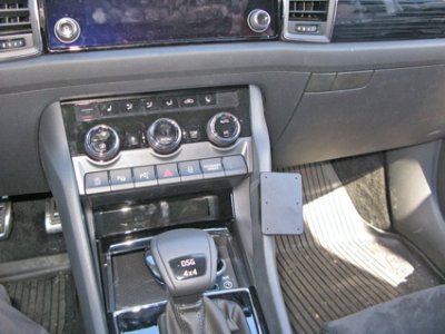 Mobile phone holder for Skoda Karoq from 2018-