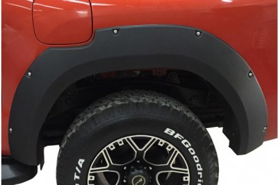 Fender flares Hilux 2016-