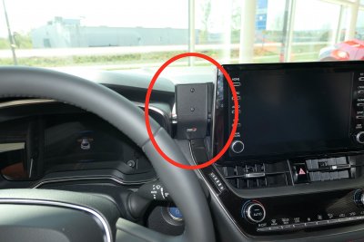 Mobile phone holder Toyota Corolla 2019-