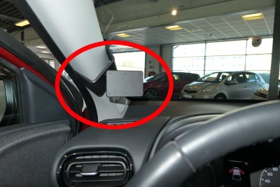 Mobile phone holder Toyota Yaris from 2020-