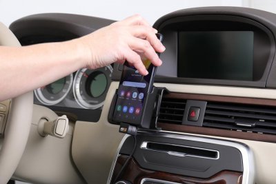 Phone holder with built-in charger from Brodit for your Samsung mobile phone