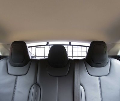 Dog guard Tesla Model S from 2012-2021