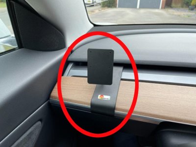 Mobile phone holder Tesla Model 3 from 2017-2024