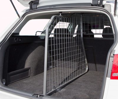 Dog guard and divider Volkswagen Passat from 2006-2014