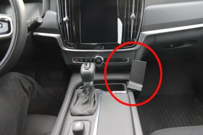 Mobile phone holder Volvo S90 from 2016-