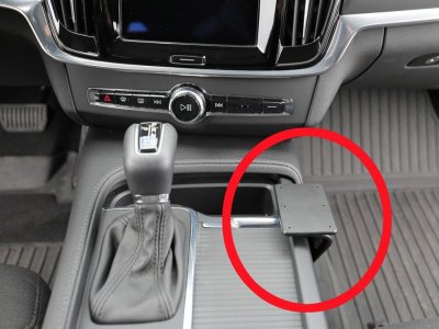 Mobile phone holder Volvo S90 from 2016-