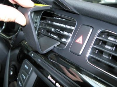 Mobile phone holder Kia Ceed 2013-2015