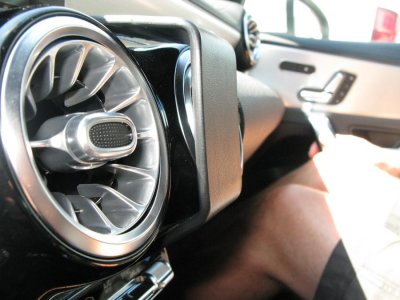 Mobile phone holder Mercedes A class from 2018-