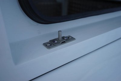 Truck Cap Alpha CMX for Toyota Hilux (Double Cab) from 2021-