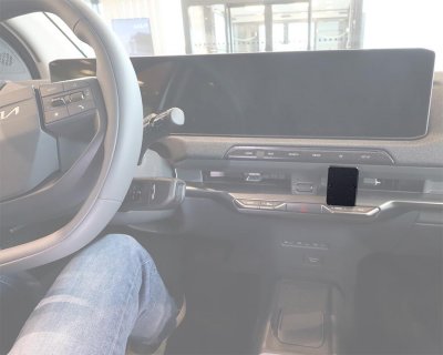 Mounting Bracket (Base) Kia EV2 from 2026- | Buy for Mobile Holder with MagSafe