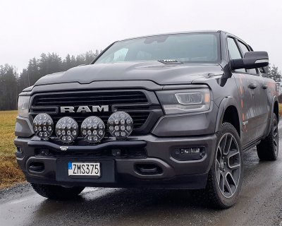 Auxiliary Light Bar for 4 Lights for Dodge RAM 1500 from 2019-2024 | Qpax