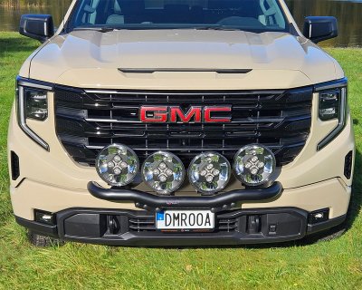Auxiliary light bracket for 4 lights for GMC Sierra from 2022- | Qpax