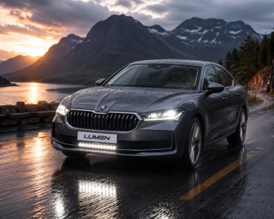 LED Light Bar Kit for Skoda Superb from 2024- | Lumen Helios CS20 Slim