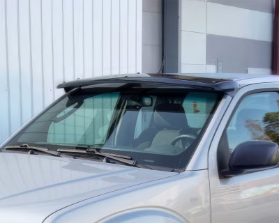 Sun Visor for Nissan Navara from 2005-2016 – Reduces Sun Glare