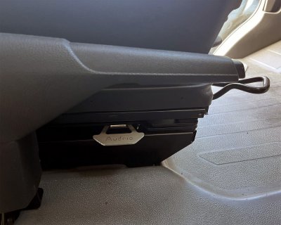 Swivel Plate for MAN TGE from 2016- – TÜV-certified