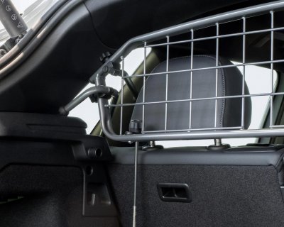 Travall Dog guard Audi Q3 from 2026-
