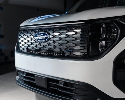 LED Light Bar Package Lumen Helios Performance CS20 for Ford E-Transit Courier from 2023- onwards | Active