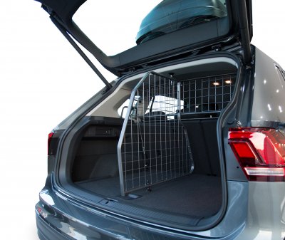 Dog guard Volkswagen Tiguan from 2016-2023