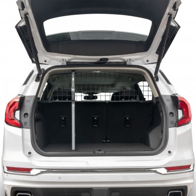 Dog guard and divider GMC Terrain from year 2019-