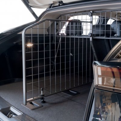 Dog guard and divider Nissan Ariya from 2022-