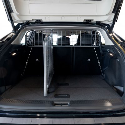 Dog guards and dividers Nissan Ariya from 2022- onwards