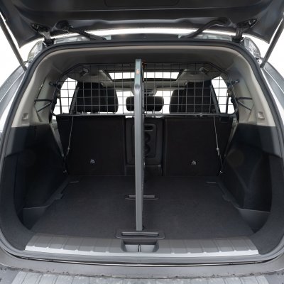 Dog guard and divider Nissan X-Trail 2022-