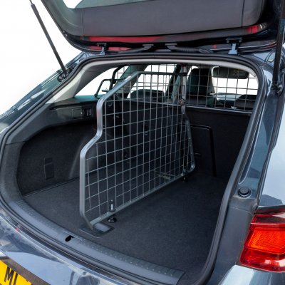 Dog guards and dividers Seat Leon ST from 2020- and onwards