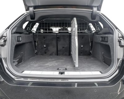 Travall Dog guard and divider BMW 5 Series Touring from 2024-