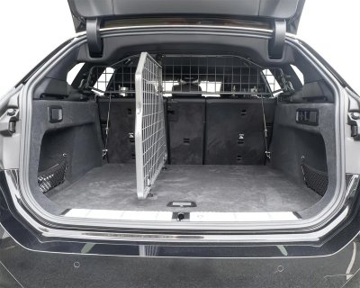 Travall Dog guard and divider BMW 5 Series Touring from 2024-