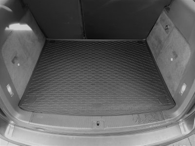 Trunk mat Volkswagen Touareg from model year 2002-2010