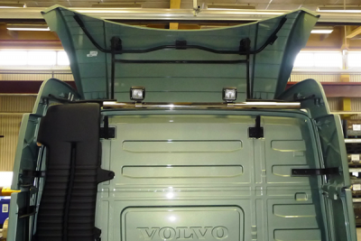 Stainless steel rear work light bar, for Volvo FH Version 4 Globetrotter/Globe XL