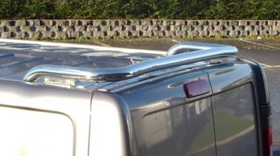 Stainless steel rear roof bar for Nissan Primastar 2002-