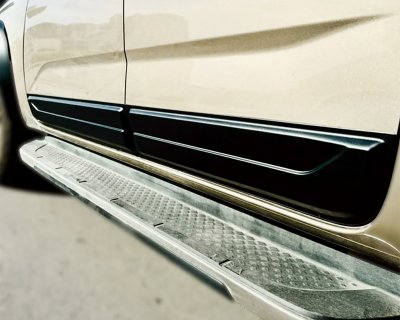 Body Cladding Volkswagen Amarok from 2023-