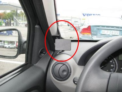 Mobile phone holder for Dacia Logan 2009-2013