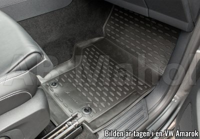 High edge rubber mats for Skoda Octavia from 2013-