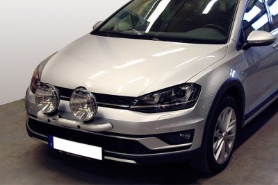 Extra light bracket in Aluminum for 2 extra lights for VW Golf Alltrack 2015-