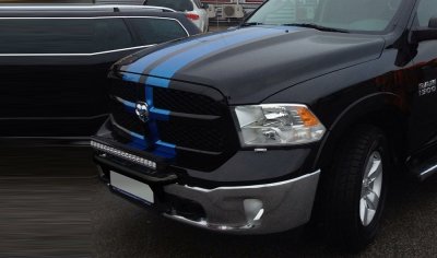 Stainless steel auxiliary light bracket with black powder coating for 3 auxiliary lights for Dodge Ram 1500 2010-