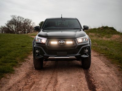 Extra light kit Lazer Toyota Hilux Invincible from 2016-2020