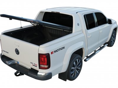 Volkswagen Amarok Aventura tonneau cover from 2017-2020