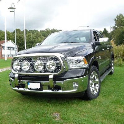 Stainless steel bull bar for 4 auxiliary lights for Dodge Ram 1500 2010-