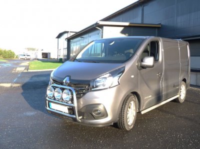 Stainless steel bull bar for Renault Trafic 2015-