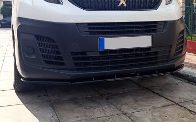 Front splitter Opel Vivaro from 2020-