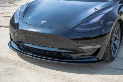 Front splitter Tesla Model 3 from 2017-2024