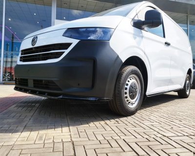Front splitter Volkswagen Transporter T7 from 2024 onwards